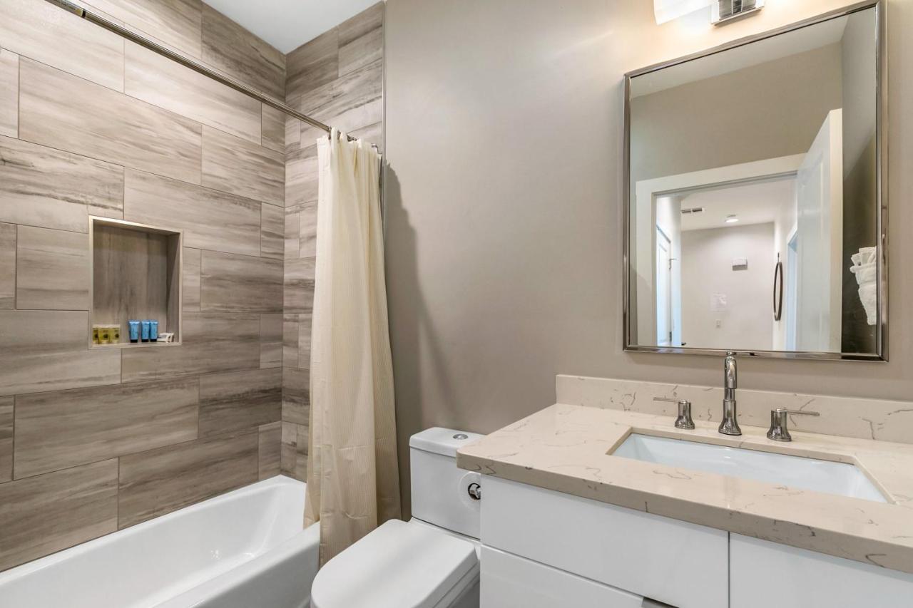 Modern 4BR Townhouse in Bienville Villas La Nouvelle-Orléans Extérieur photo